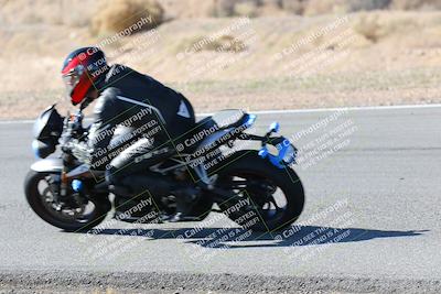 media/Feb-05-2023-Classic Track Day (Sun) [[c35aca4a42]]/Group 2/session 3 turn 13/